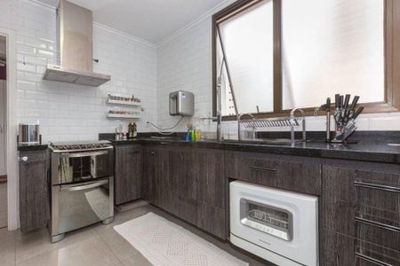 Apartamento à venda com 184m², 3 quartos e 3 vagas