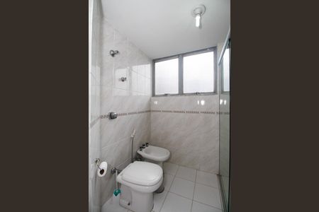 Apartamento para alugar com 112m², 3 quartos e 1 vaga Apartamento para alugar com 112m², 3 quartos e 1 vagaBanheiro da Suíte