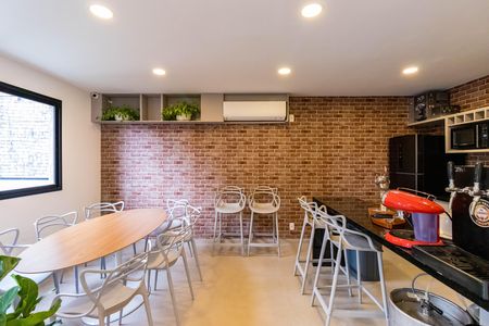 Studio à venda com 28m², 1 quarto e sem vaga Studio à venda com 28m², 1 quarto e sem vagaÁrea comum