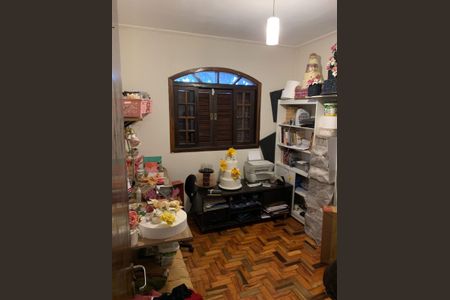 Casa à venda com 4 quartos, 155m² em Vila Monumento, São Paulo