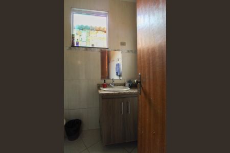 Casa para alugar com 144m², 3 quartos e 2 vagas Casa para alugar com 144m², 3 quartos e 2 vagasBanheiro Social