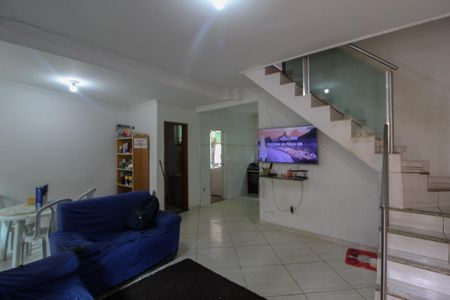 Sala de casa para alugar com 3 quartos, 144m² em Minas Caixa, Belo Horizonte