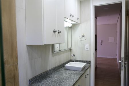 Apartamento para alugar com 58m², 2 quartos e 1 vaga Apartamento para alugar com 58m², 2 quartos e 1 vagaBanheiro
