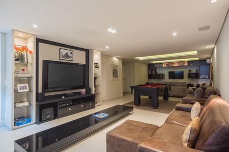 Casa à venda com 720m², 8 quartos e 4 vagas