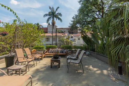 Casa à venda com 720m², 8 quartos e 4 vagas
