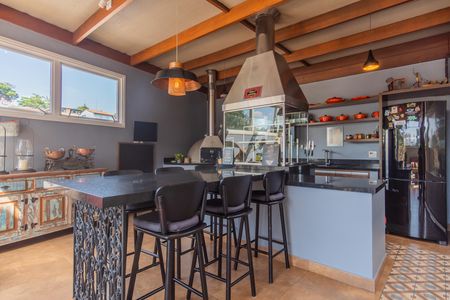 Casa à venda com 720m², 8 quartos e 4 vagas