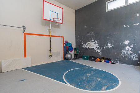Casa à venda com 720m², 8 quartos e 4 vagas