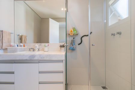 Casa à venda com 720m², 8 quartos e 4 vagas