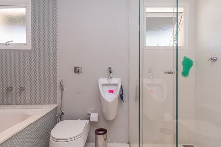 Casa à venda com 720m², 8 quartos e 4 vagas
