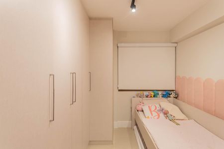 Apartamento à venda com 115m², 3 quartos e 2 vagasQuarto 2