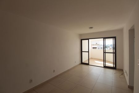 Apartamento para alugar com 100m², 3 quartos e 2 vagasSala
