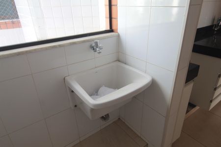 Apartamento para alugar com 100m², 3 quartos e 2 vagasCozinha e Área de Serviço