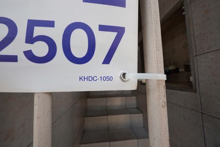 Casa à venda com 105m², 4 quartos e 2 vagasPlaca KHDC-1050