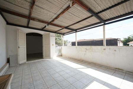 Casa à venda com 105m², 4 quartos e 2 vagasÁrea de Serviço casa 2