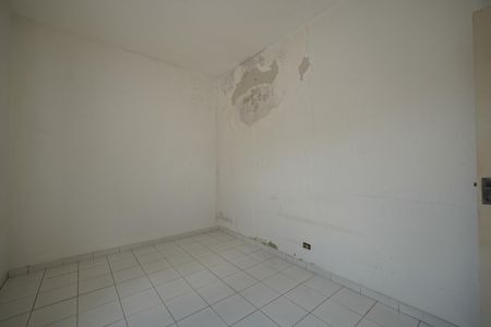 Casa à venda com 105m², 4 quartos e 2 vagasQuarto Casa 1