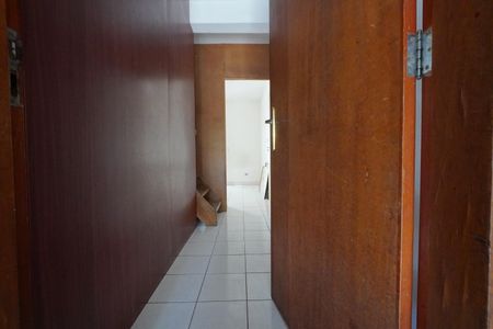 Casa à venda com 105m², 4 quartos e 2 vagasEntrada