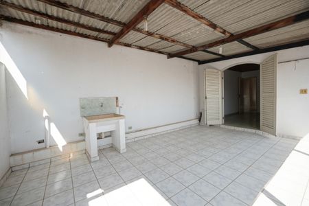 Casa à venda com 105m², 4 quartos e 2 vagasÁrea de Serviço casa 2