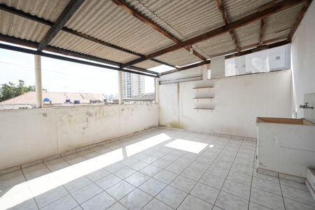 Casa à venda com 105m², 4 quartos e 2 vagasÁrea de Serviço casa 2