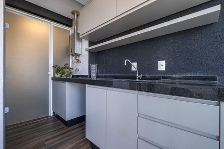 Varanda de apartamento para alugar com 1 quarto, 45m² em Pinheiros, São Paulo