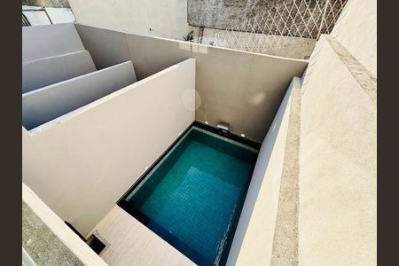 Casa à venda com 6 quartos, 200m² em Vila Lais, São Paulo
