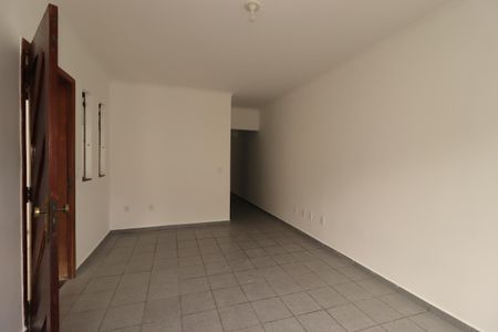 Casa para alugar com 255m², 3 quartos e 3 vagasSala