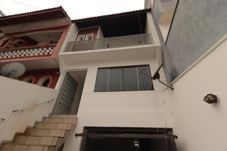 Casa para alugar com 255m², 3 quartos e 3 vagasFachada