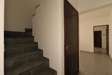 Casa à venda com 255m², 3 quartos e 3 vagasCorredor primeiro piso