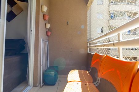 Apartamento à venda com 56m², 2 quartos e 1 vagaVaranda