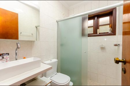 Casa à venda com 388m², 4 quartos e 3 vagasBanheiro 2