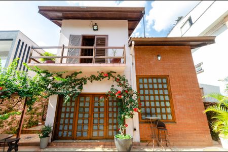 Casa à venda com 388m², 4 quartos e 3 vagasÁrea externa