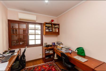 Casa à venda com 388m², 4 quartos e 3 vagasEscritório