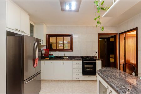 Casa à venda com 388m², 4 quartos e 3 vagasCozinha