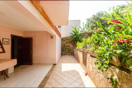 Casa à venda com 388m², 4 quartos e 3 vagasÁrea externa