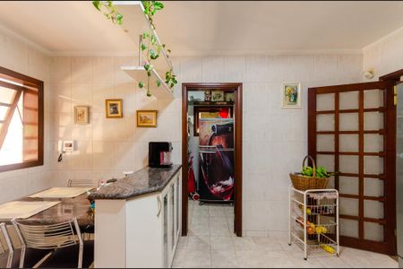 Casa à venda com 388m², 4 quartos e 3 vagasCozinha