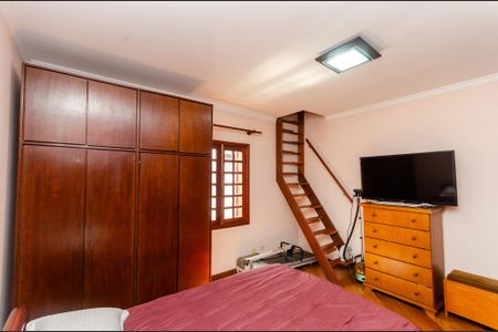 Casa à venda com 388m², 4 quartos e 3 vagasQuarto 1