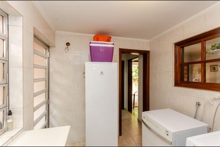 Casa à venda com 388m², 4 quartos e 3 vagasÁrea de Serviço