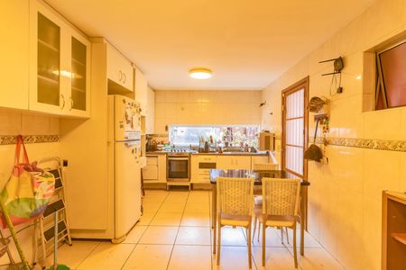 Casa à venda com 130m², 3 quartos e 1 vaga