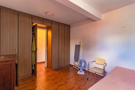 Casa à venda com 130m², 3 quartos e 1 vaga