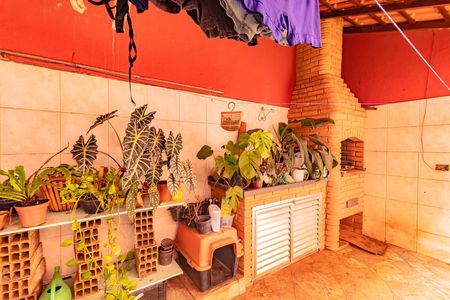 Casa à venda com 130m², 3 quartos e 1 vaga