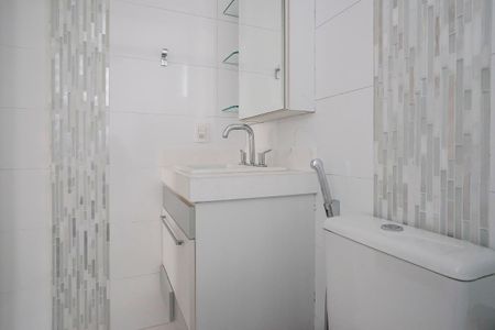 Apartamento para alugar com 400m², 4 quartos e 4 vagasBanheiro da Suíte 1