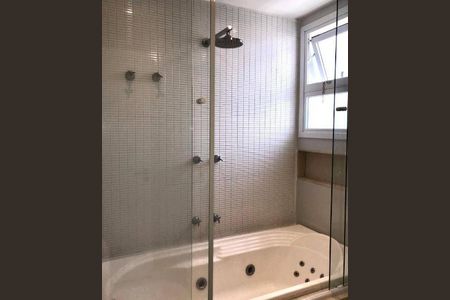 Apartamento para alugar com 170m², 4 quartos e 3 vagas
