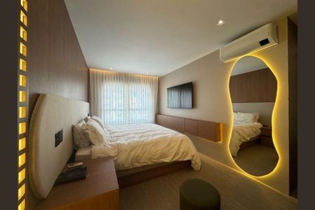 Apartamento à venda com 230m², 3 quartos e 3 vagas