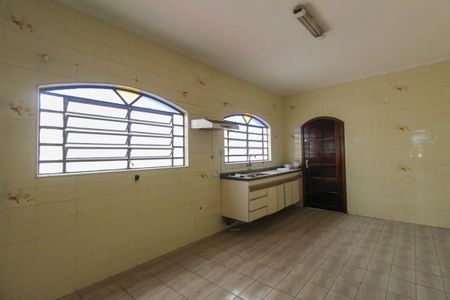 Casa à venda com 125m², 3 quartos e 2 vagasCozinha