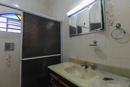 Casa à venda com 125m², 3 quartos e 2 vagasBanheiro 1