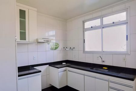 Apartamento para alugar com 240m², 3 quartos e 4 vagas