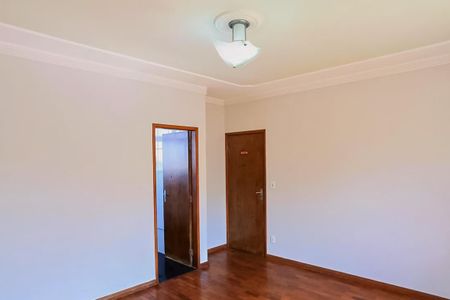Apartamento para alugar com 240m², 3 quartos e 4 vagas