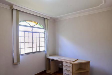 Apartamento para alugar com 240m², 3 quartos e 4 vagas