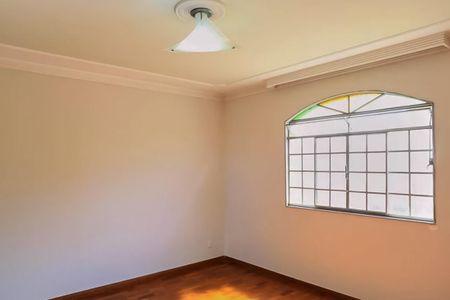 Apartamento para alugar com 240m², 3 quartos e 4 vagas