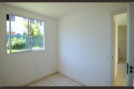 Quarto 2 de apartamento para alugar com 2 quartos, 41m² em Parque Colúmbia, Rio de Janeiro