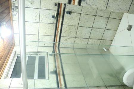 Banheiro de apartamento para alugar com 2 quartos, 60m² em Luz, Nova Iguaçu